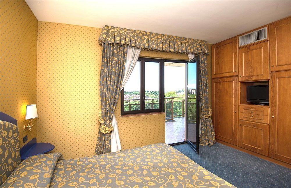Park Hotel Blanc Et Noir Rzym Zewnętrze zdjęcie