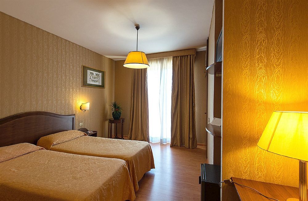 Park Hotel Blanc Et Noir Rzym Zewnętrze zdjęcie